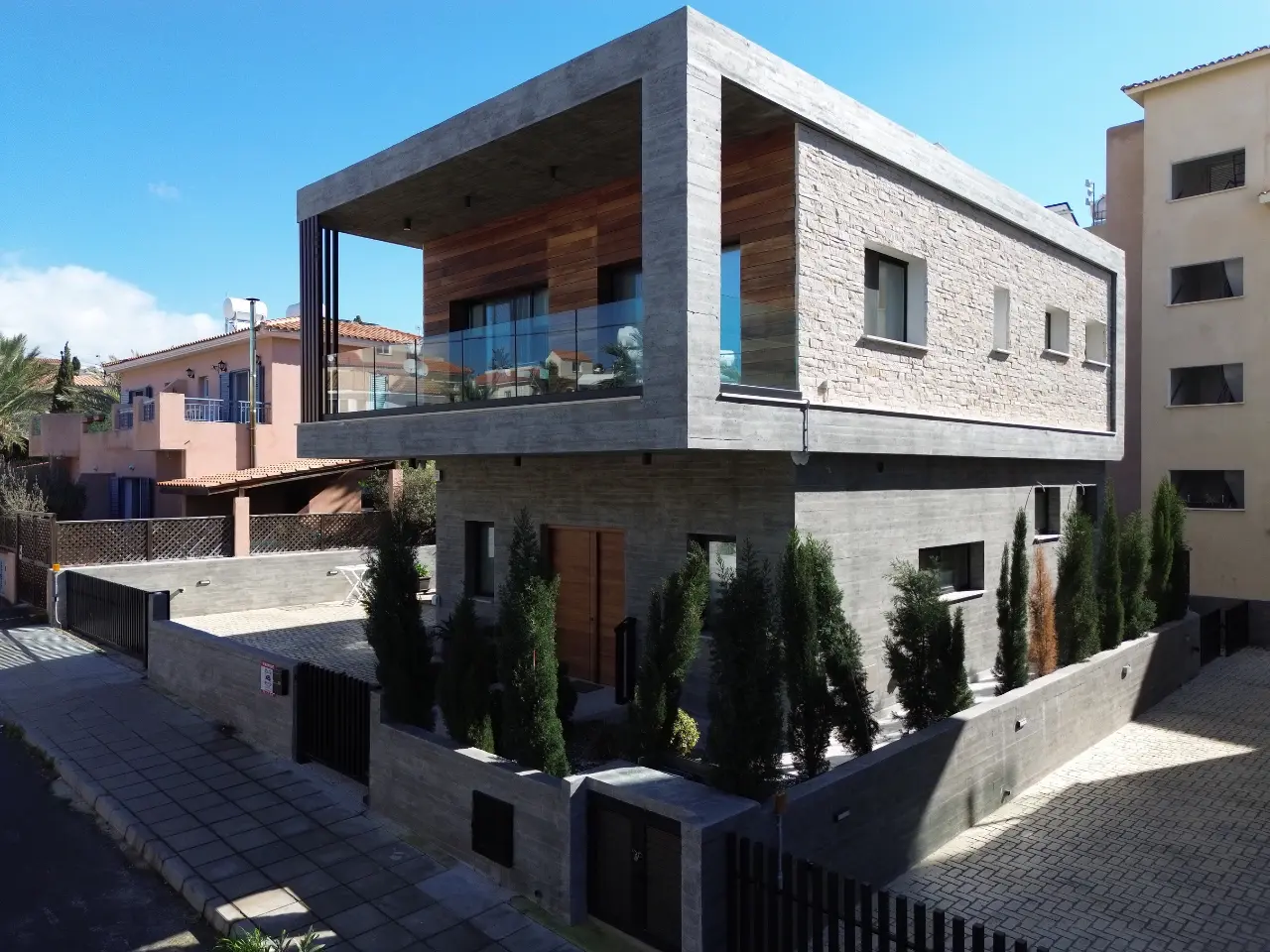 Elegant Villa – וילת יוקרה במרחק הליכה מהחוף — מוטאלוס
