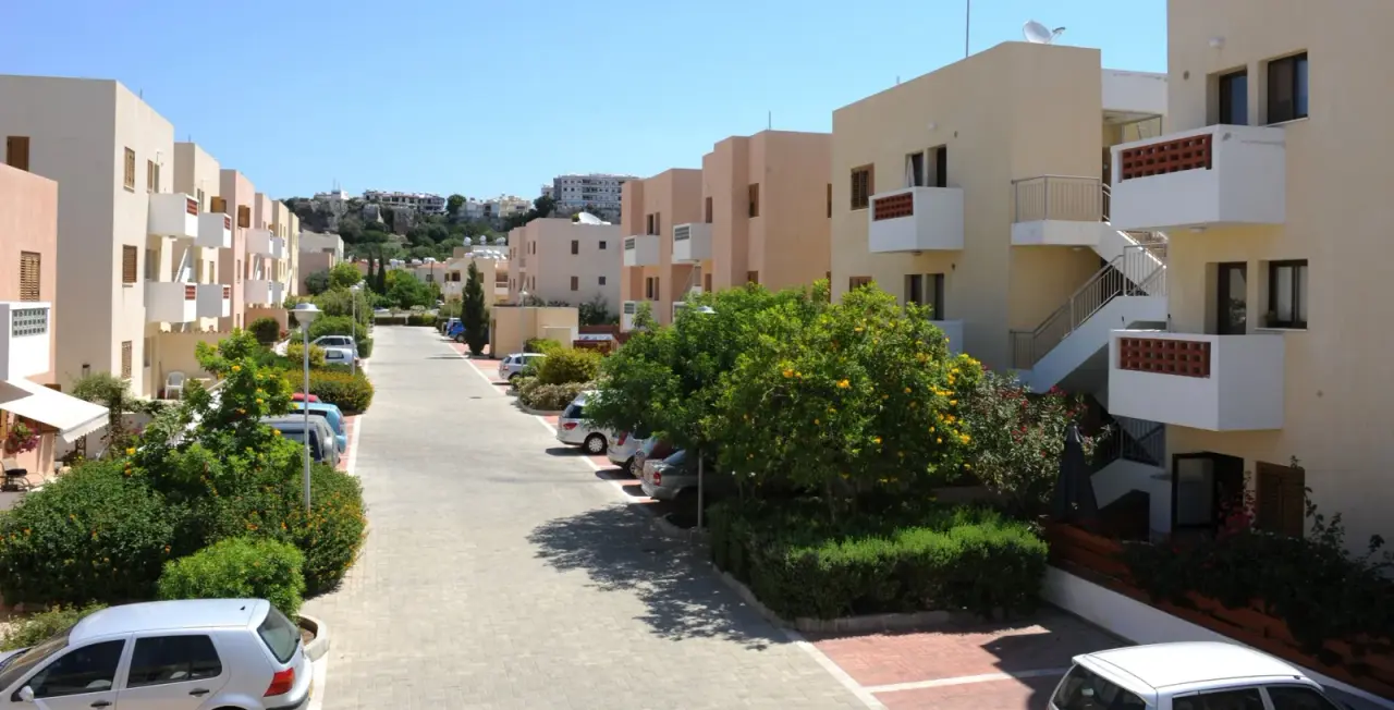 Georgos Complex