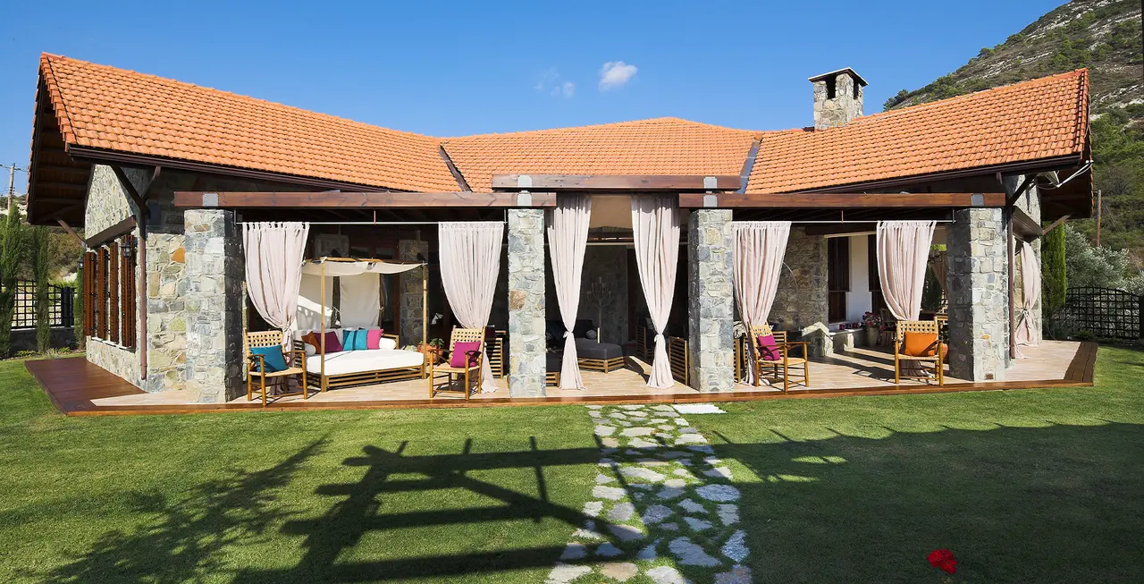 TRIMIKLINI CHALET VILLA
