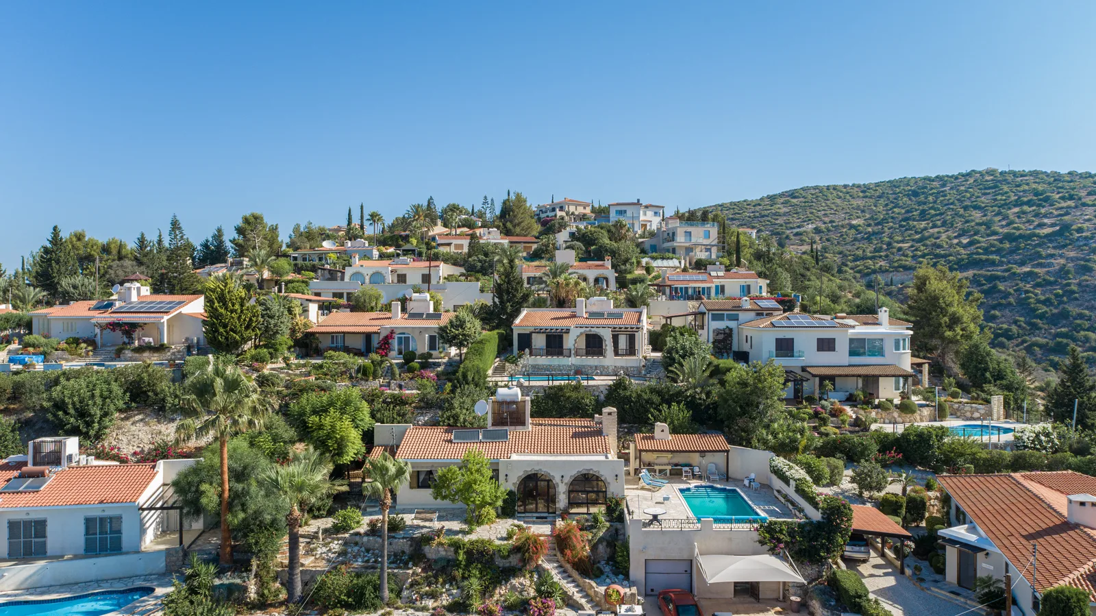 Kamares Village