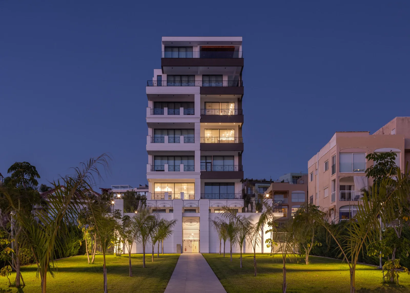 Chill Beachfront Apartments