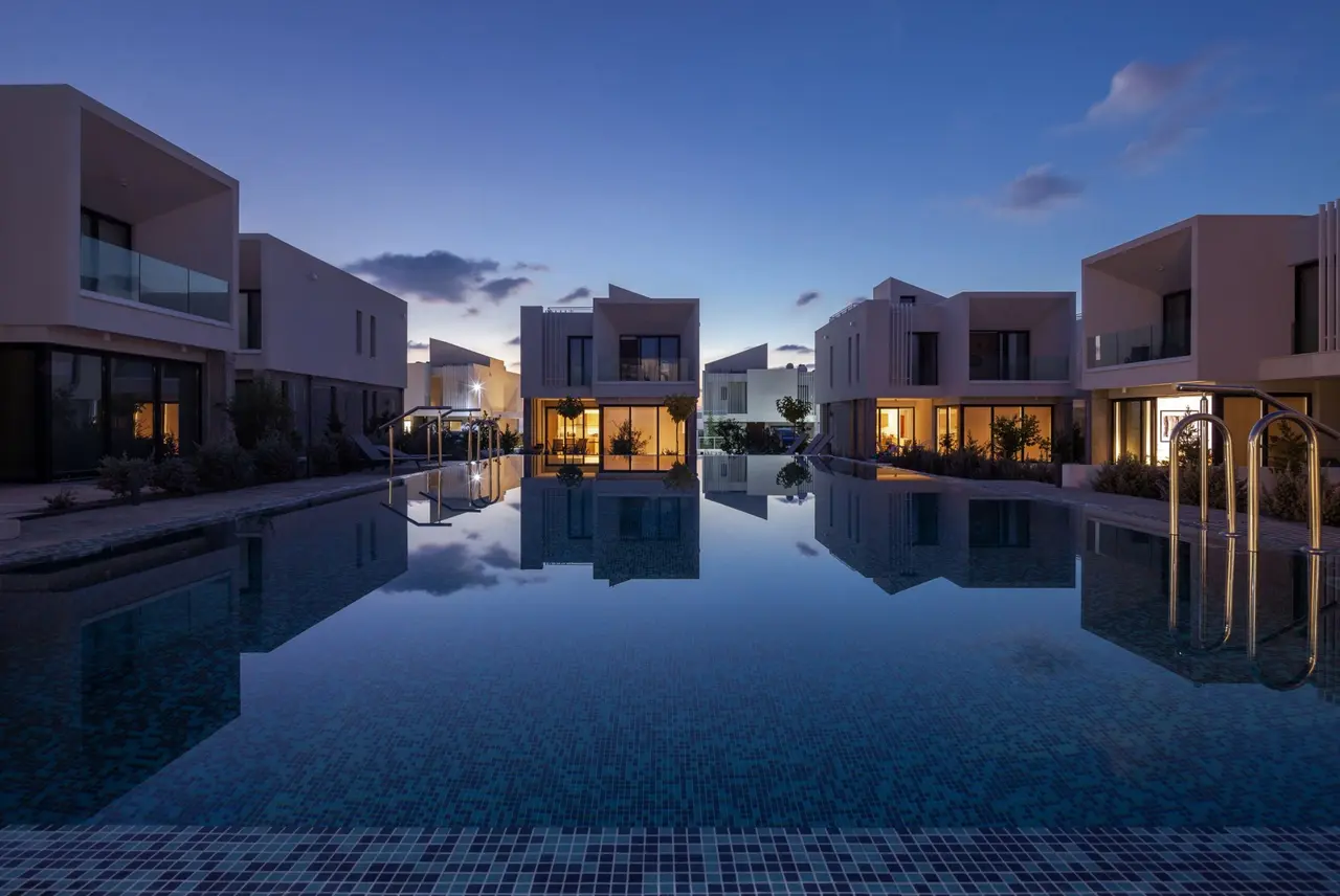 Avalon Resort 1