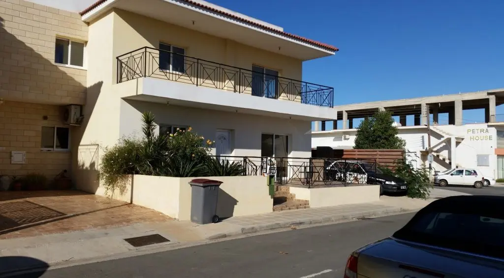 Dherynia Gardens Apartments