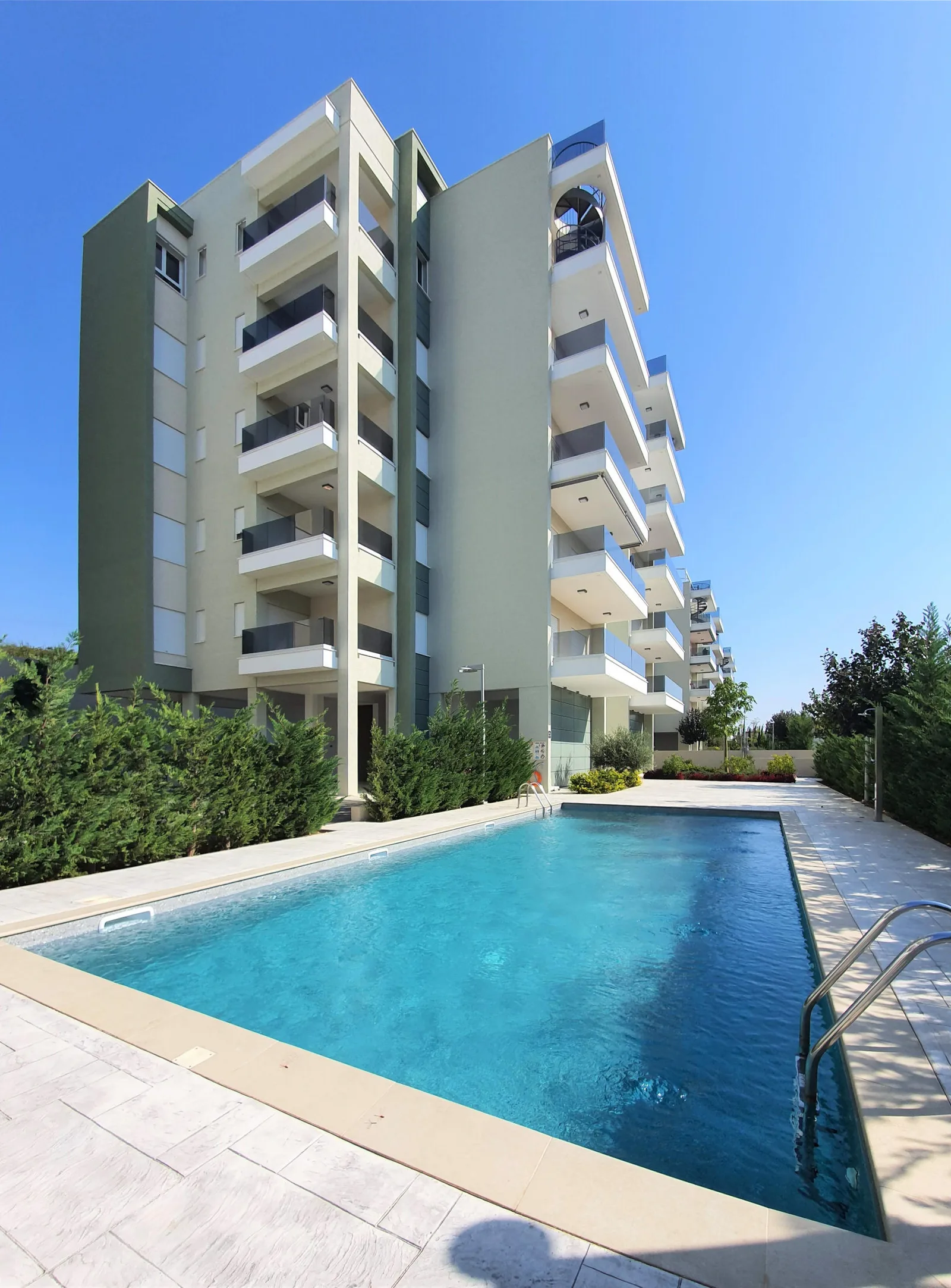 Atlantida Courts
