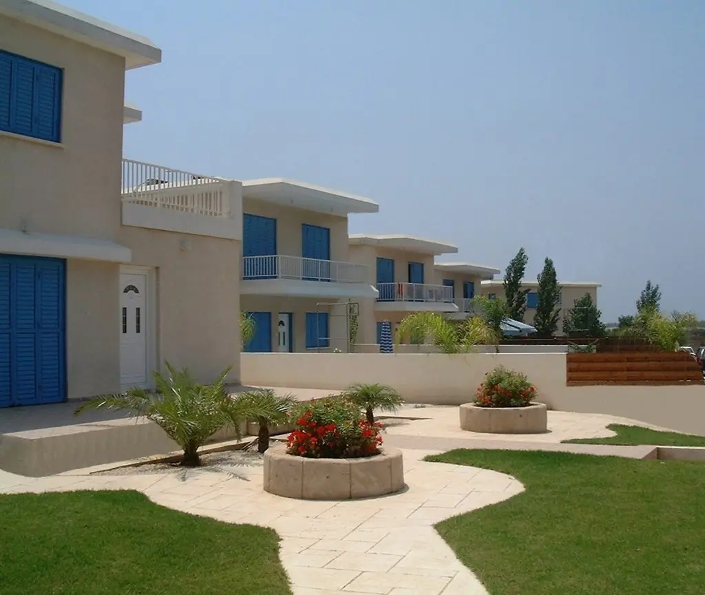 Summer Village Gardens 2