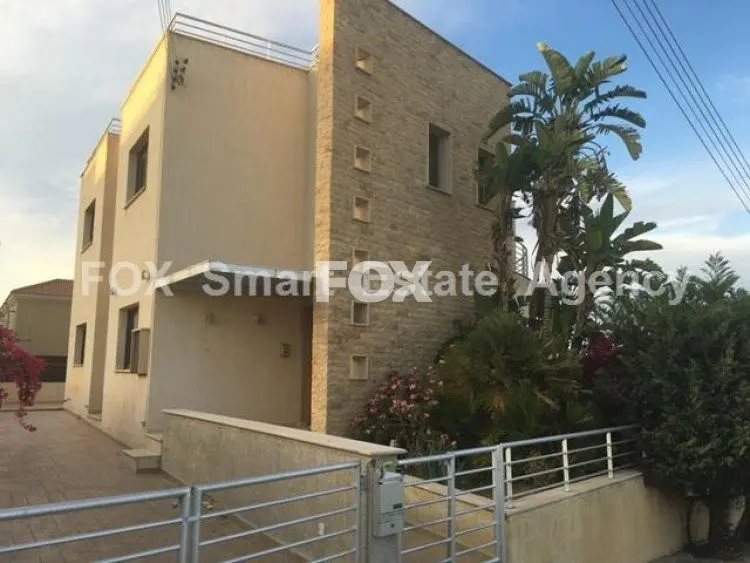 בית פרטי 5 חד׳ למכירה באיפסונאס — איפסונאס