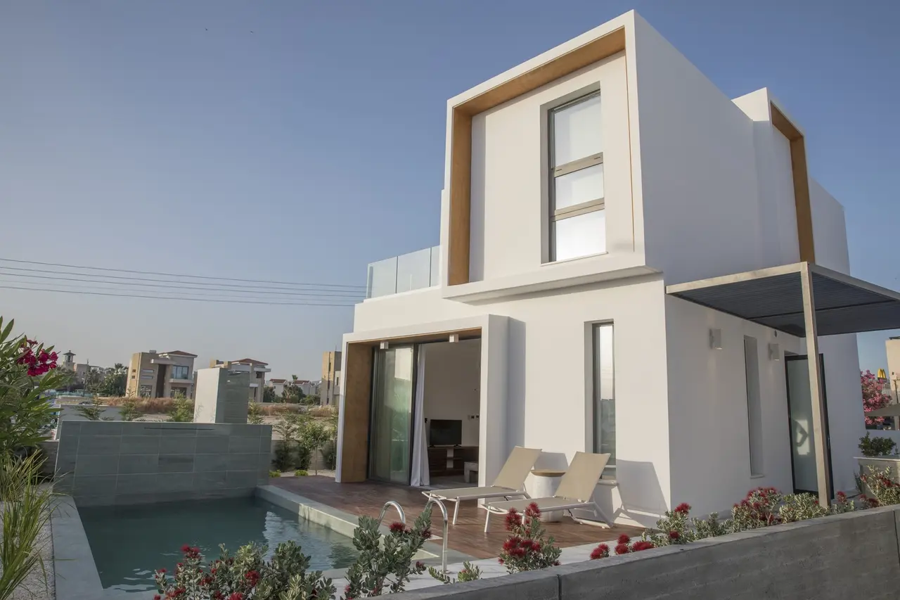Laurus Luxury Villas