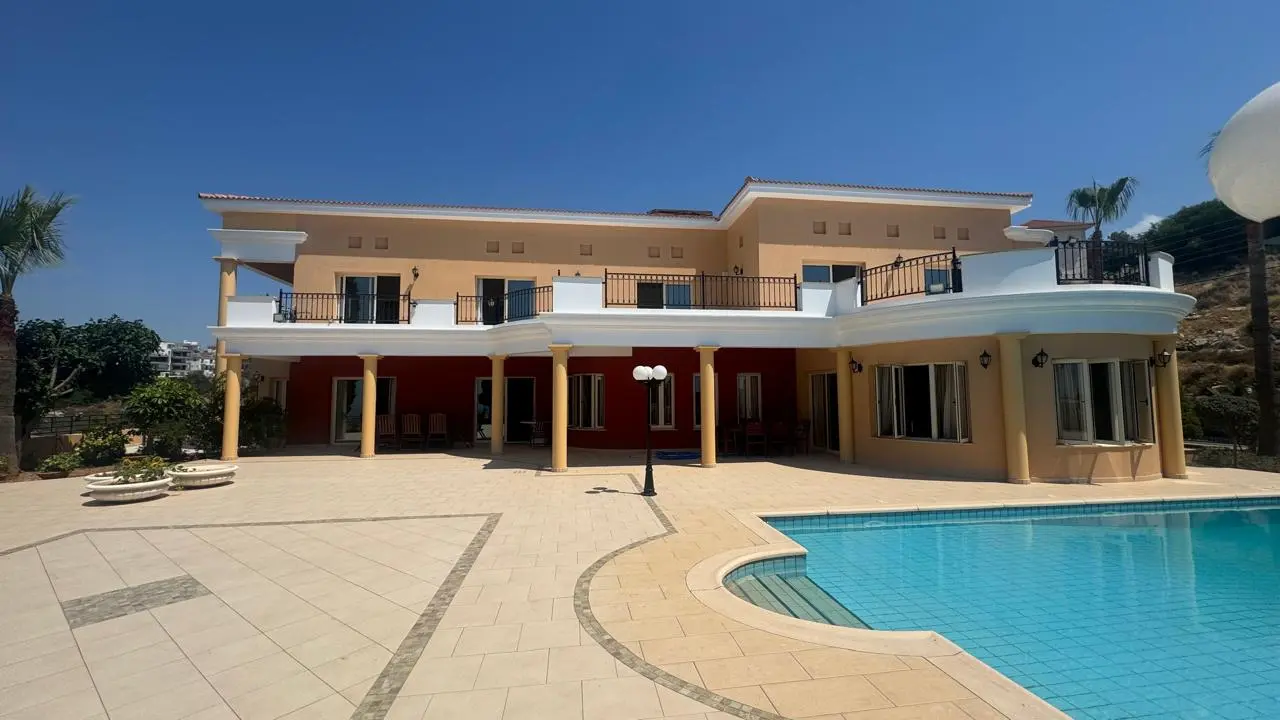 Limassol Property Exceptional Four Bedroom Villa
