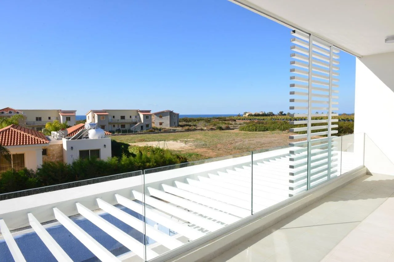 Iasonas Beach Villas