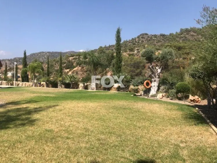 בית פרטי 5 חד׳ למכירה באפסיו